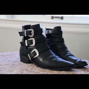 Ankle boots